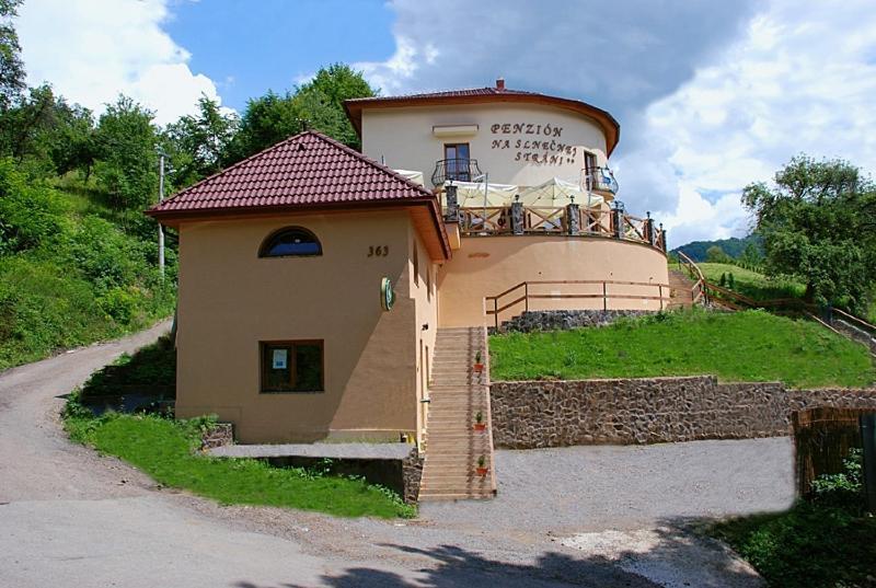 Penzion Na Slnecnej Strani Vihnye Kültér fotó